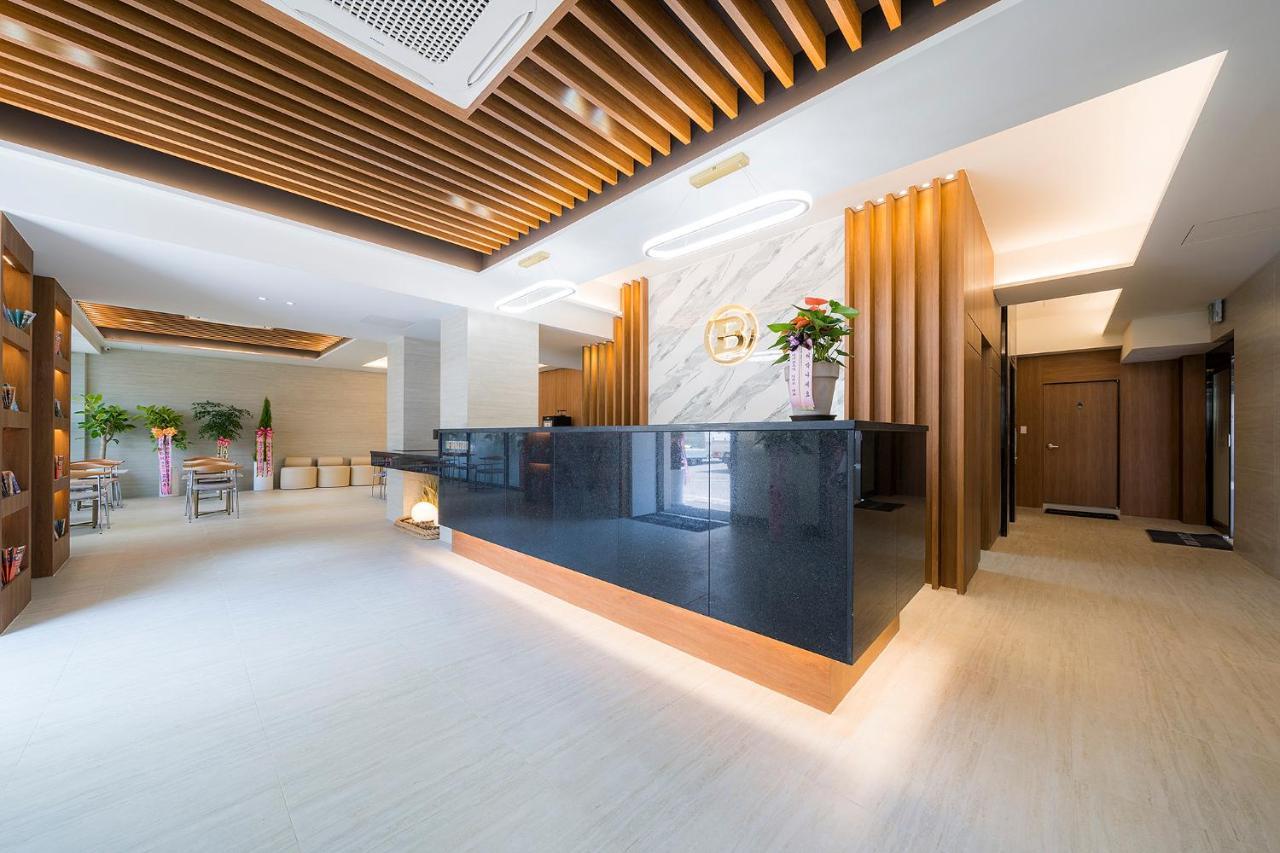 Brown Dot Hotel Pyeonghwa Plaza Mokpo Ngoại thất bức ảnh
