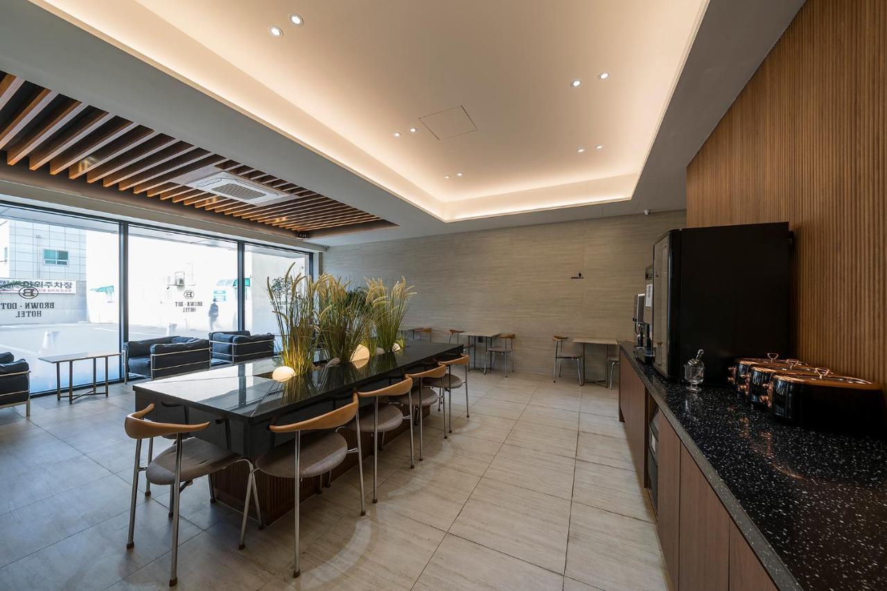 Brown Dot Hotel Pyeonghwa Plaza Mokpo Ngoại thất bức ảnh